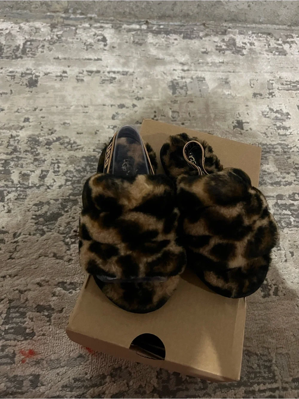 NEW UGG Brown Panther Print Fluff Yeah Slides Size 11 Toddler